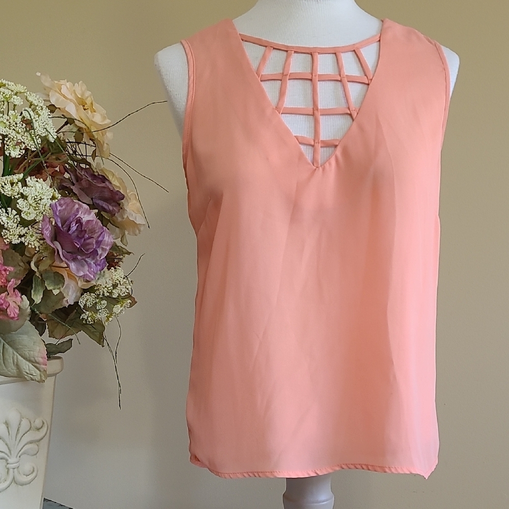 Sleeveless Peach Top Blouse Dressy Lattice Detail V Neck Soft Jealous Tomato Med